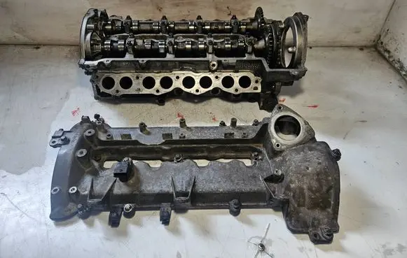 Mercedes-Benz A W168 Engine head R6680160801