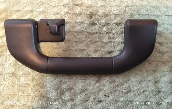 Mercedes-Benz C AMG W204 Rear interior roof grab handle A2048100151