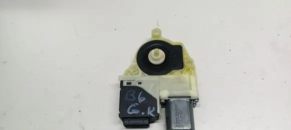 Volkswagen PASSAT B6 Rear door window regulator motor 3C0959703