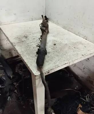 Volvo XC90 Steering rack