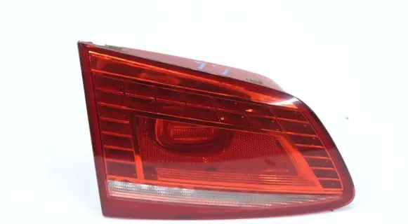 Volkswagen PASSAT B7 Rear/tail lights 3AF945307E