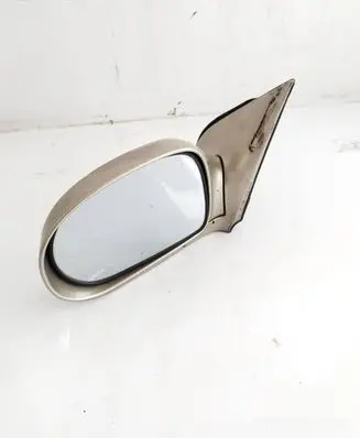 KIA Sedona Front door electric wing mirror
