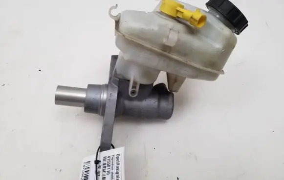 Opel Insignia A Master brake cylinder 41550110