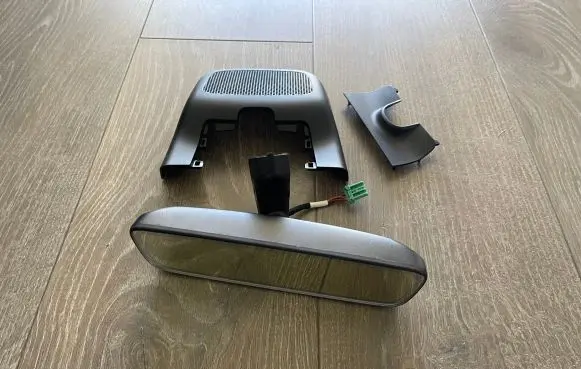 Honda HR-V Rear view mirror (interior) E11038122