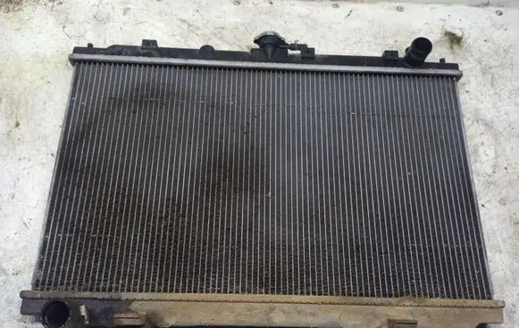 Nissan Almera Tino Coolant radiator