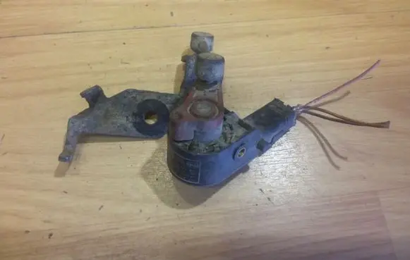 Peugeot 607 Air suspension front height level sensor 9651362380