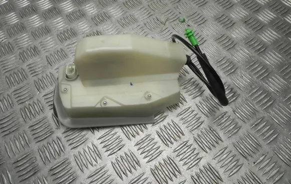 Tesla Model S Front door lock 106896300L