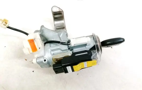Toyota Avensis Verso Ignition lock 8978328061 89783-28061