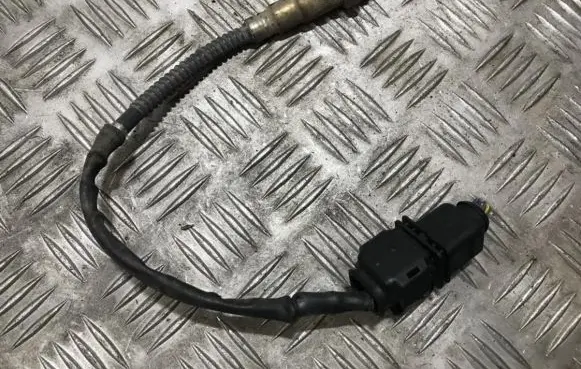 Volvo V70 Lambda probe sensor 0258017107 791211