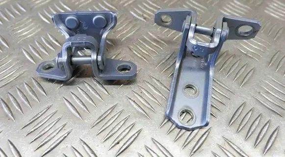 Mitsubishi Outlander Rear door hinge set 