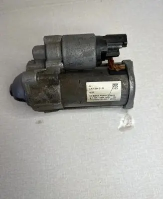 Mercedes-Benz C W205 Starter motor A6269060100 0001174606