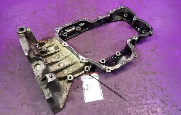 Opel Corsa E Rocker cam cover