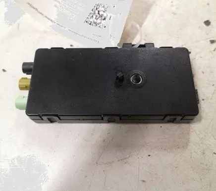 BMW 1 F20 F21 Aerial antenna amplifier 922688206