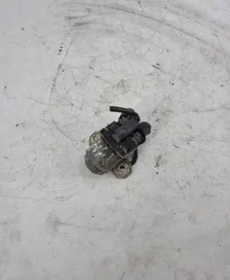 Mitsubishi Pajero Glow plug pre-heat relay MD337888