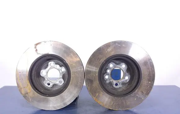 BMW 7 G11 G12 Rear brake disc 6860925