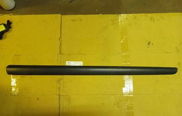 Peugeot 207 Front door trim (molding) 9680147977