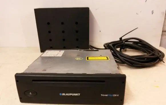 Citroen C5 Navigation unit CD/DVD player 7612001070 BLAUPUNKT