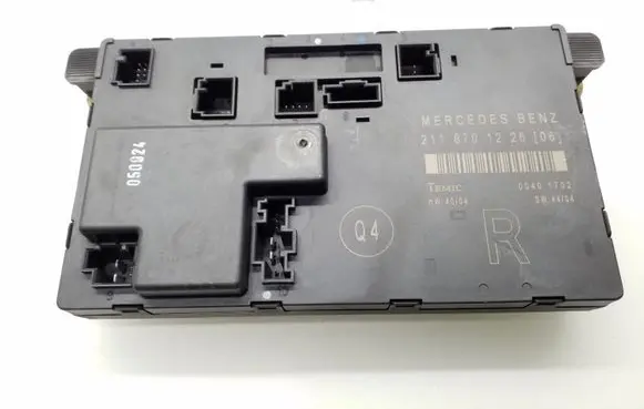 Mercedes-Benz E W211 Door control unit/module A2118701226