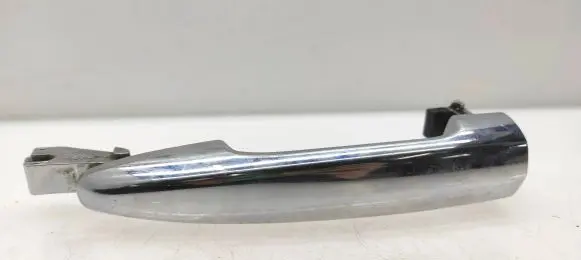 Subaru Tribeca Front door exterior handle 070912