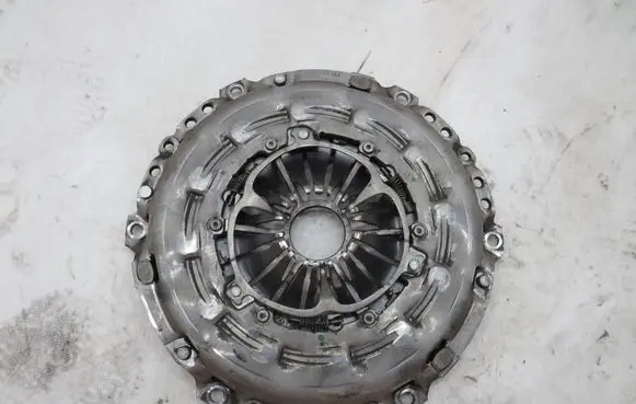 Peugeot 308 Clutch set kit KRIS235789