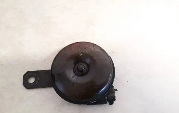 Toyota Land Cruiser (J100) Horn signal