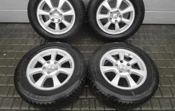 Jeep Wrangler R17 alloy rim 