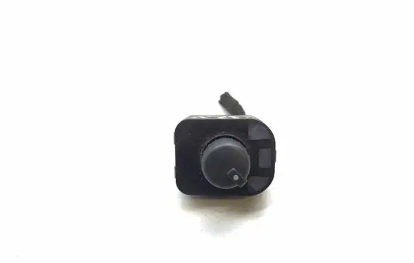 Audi A4 S4 B7 8E 8H Wing mirror switch 8e0959565