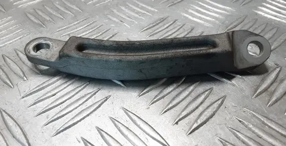 Mercedes-Benz B W245 Engine mounting bracket A1693610140