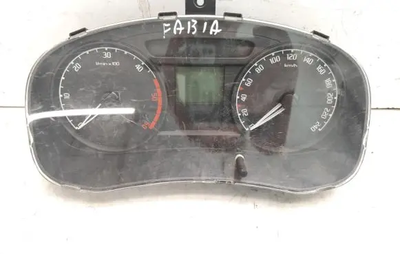 Skoda Fabia Mk1 (6Y) Speedometer (instrument cluster) 5J0920801C A2C53319707