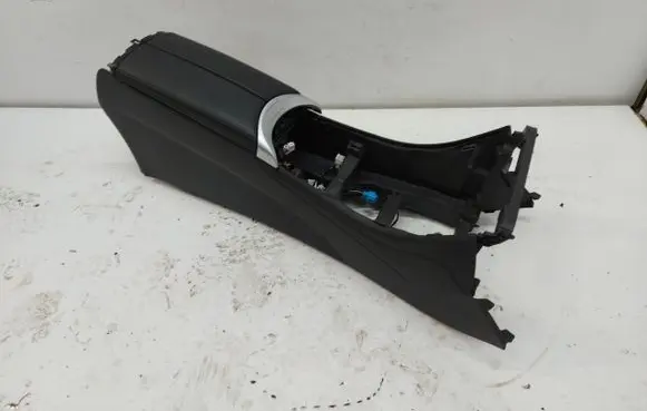 Mercedes-Benz EQC Center console 