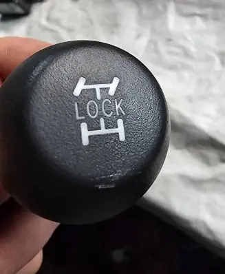 Traction control (ASR) switch