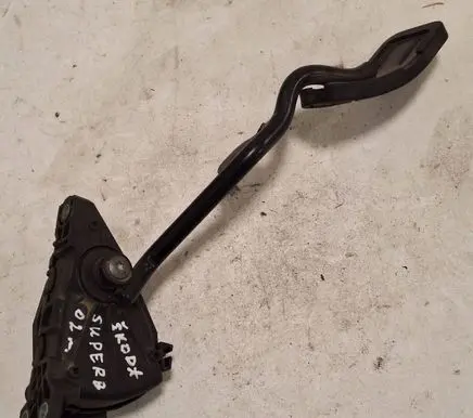 Skoda Superb B5 (3U) Accelerator throttle pedal 6PV00777008 010903 8E2721523