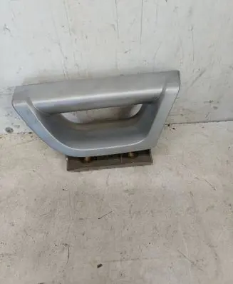 Volvo XC90 Front door interior handle trim 8650070