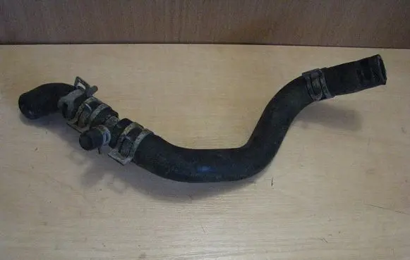 Honda Civic Engine coolant pipe/hose