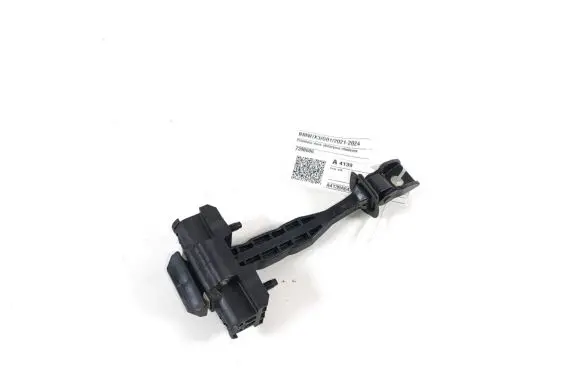 BMW X3 G01 Front door check strap stopper 7390686
