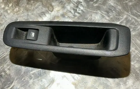 Peugeot 308 Electric window control switch 98034744