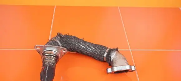 BMW 1 F20 F21 EGR valve line/pipe/hose 20MB56