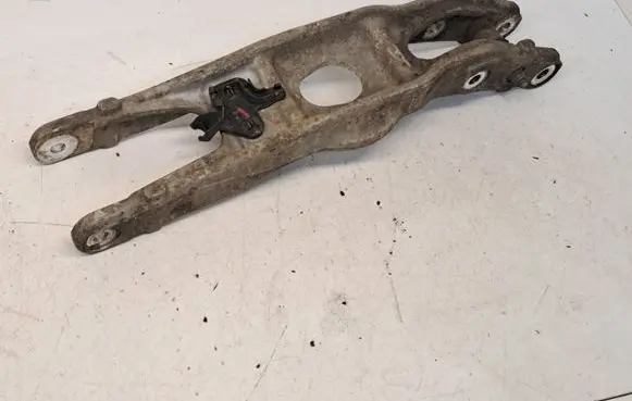 Mercedes-Benz E W213 Rear control arm A2053300