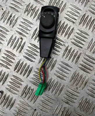 Peugeot 5008 Air conditioning/heating control unit 96846886XT