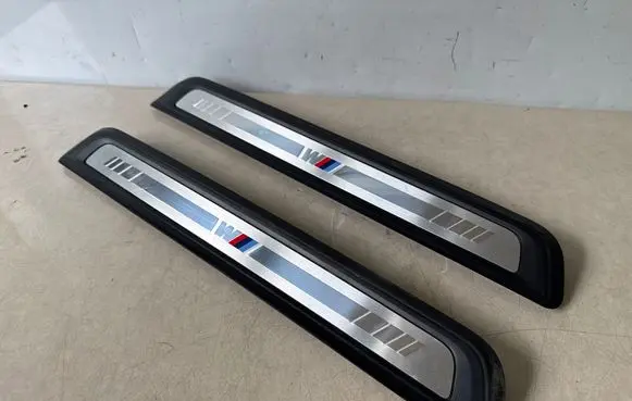 BMW i4 sill trim set (inner) 8079739
