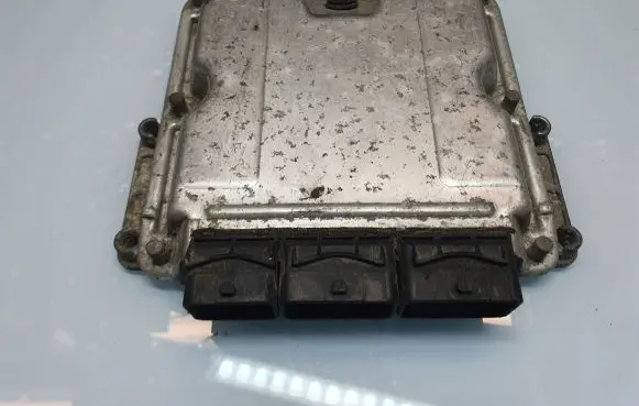 Renault Espace - Grand espace IV Engine control unit/module 0281011325 8200309318 8200309329