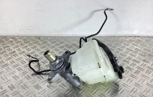 Lexus RC Master brake cylinder 138010610