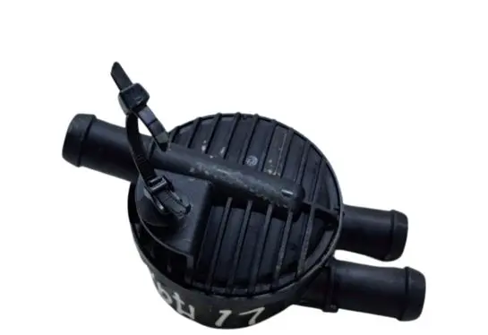 Volvo XC90 Vacuum air tank Q01845