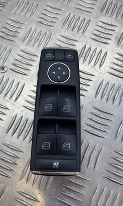 Mercedes-Benz C W204 Electric window control switch A2048703458