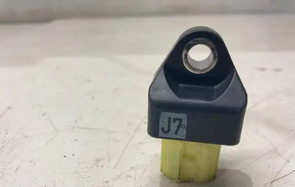 Toyota C-HR I Airbag deployment crash/impact sensor 89831F4020