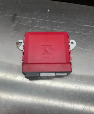 Lexus IS 220D-250-350 Wing mirror control module 8943053011 1233006840 89430-53011