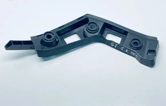 Volkswagen Golf VII Bumper support mounting bracket corner 5G6807393