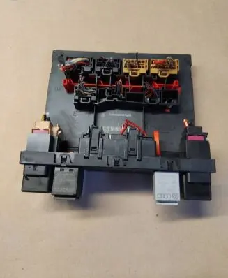Volkswagen PASSAT B6 Comfort/convenience module 3C0937049L F005V00532 H37S1301