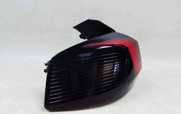 Peugeot 5008 II Rear/tail lights 9811028080 81570101 00215594