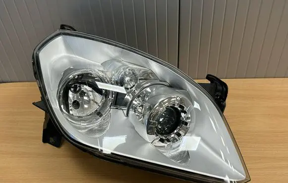 Opel Tigra B Headlight/headlamp 93162204